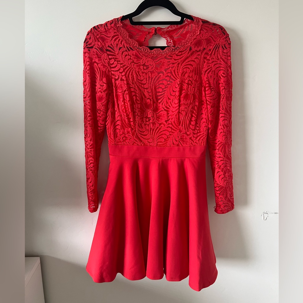 Bebe  Lace Dress  Red  Excellent Condition
